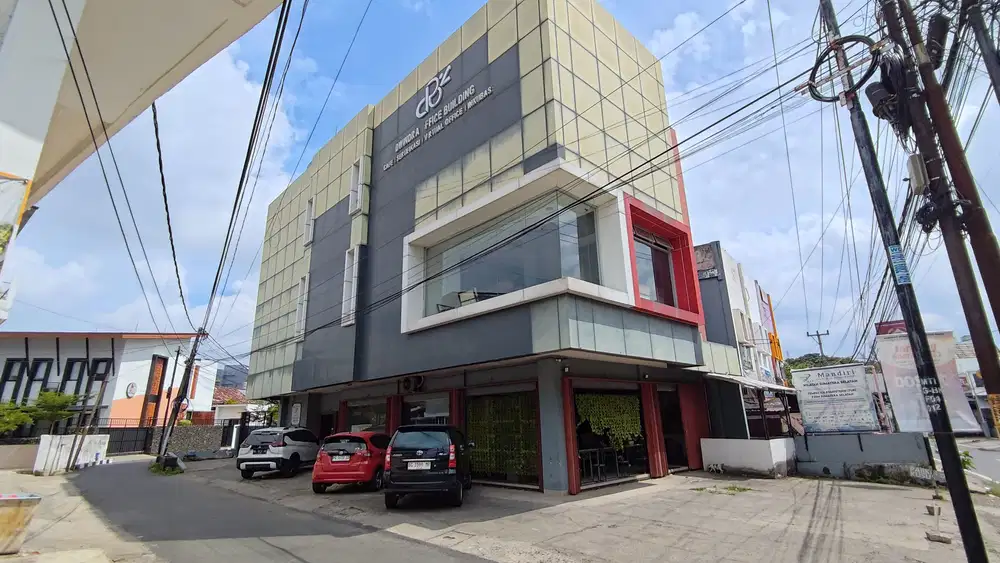 Dijual Gedung Perkantoran Modern Strategis Pusat Kota Palembang SHM