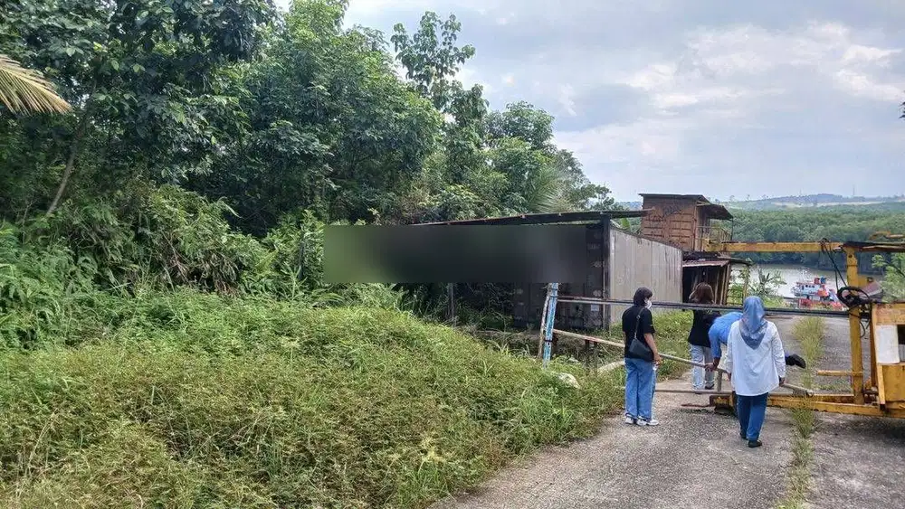 TANAH/LAHAN SAMPAI LAUT PINGGIR JALAN POROS KARIANGAU