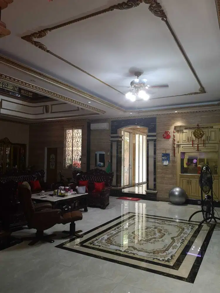 Rumah Exclusive Jual cepat