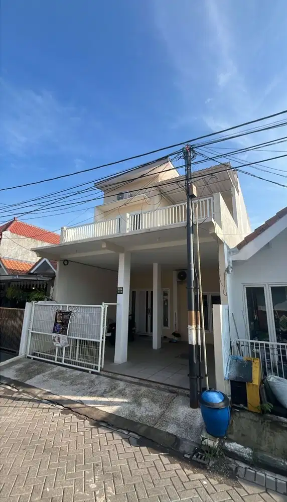 RUMAH BABATAN PRATAMA WIYUNG MINIMALIS BAGUS TERAWAT SIAP HUNI