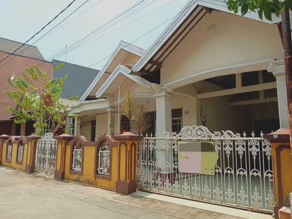 Rumah 1 Lantai  di Bumi Puskopad Permai Jakasampurna Bekasi Barat