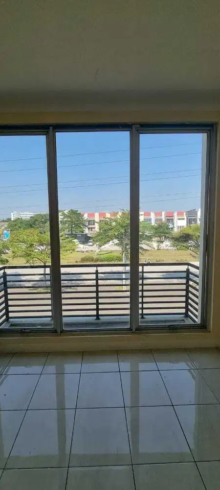 Di sewakan ruko  aralia bagus 3 lantai di harapan indah bekasi barat