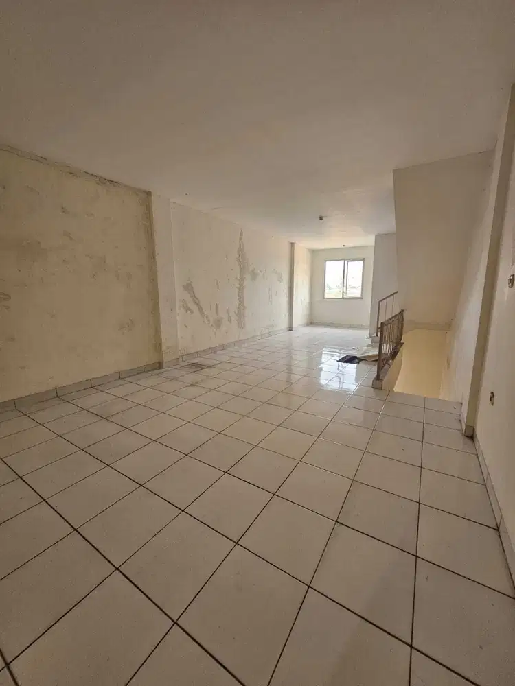 Ruko gandeng 3 siap Pakai di cimone tangerang