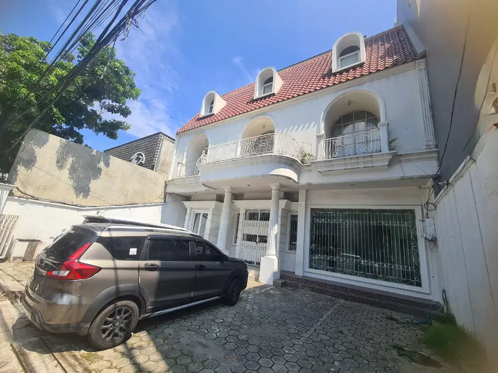 RUKO GANDENG 3,5 LANTAI GANDARIA KEBAYORAN BARU AREA KOMERSIL