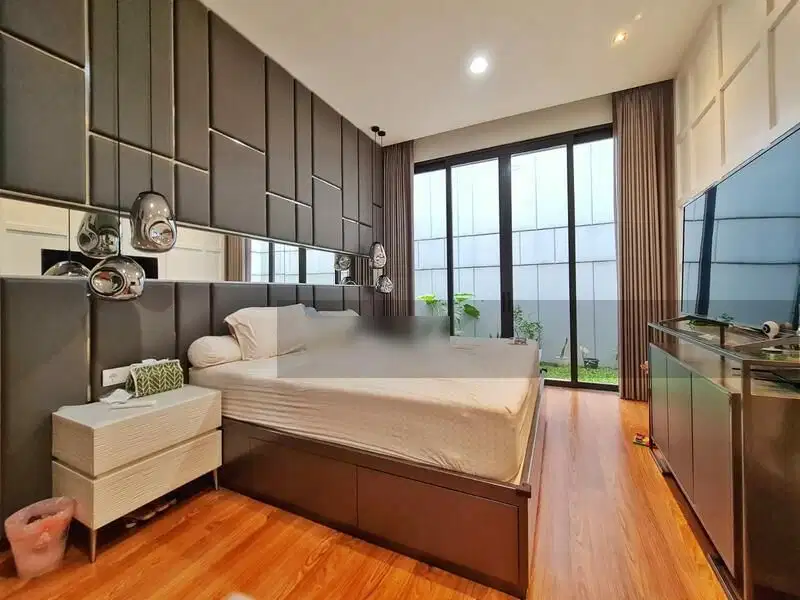 Di jual rmh mewah di nava park bsd