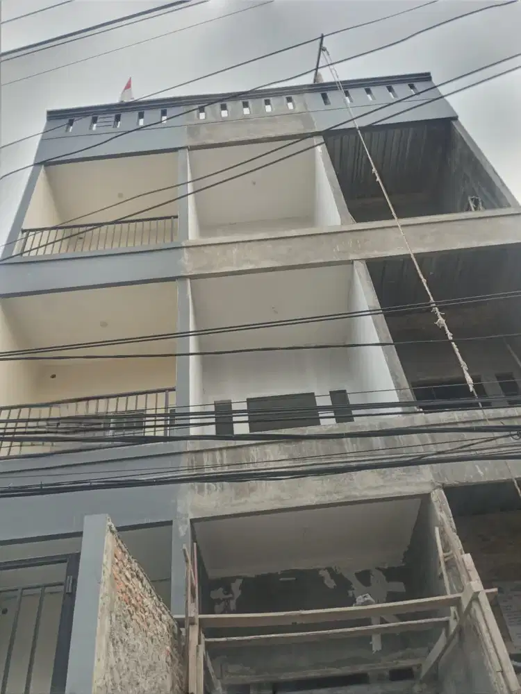 Rumah Baru Duri Kepa Dekat Pusat Kuliner dan Mall Jakarta Barat