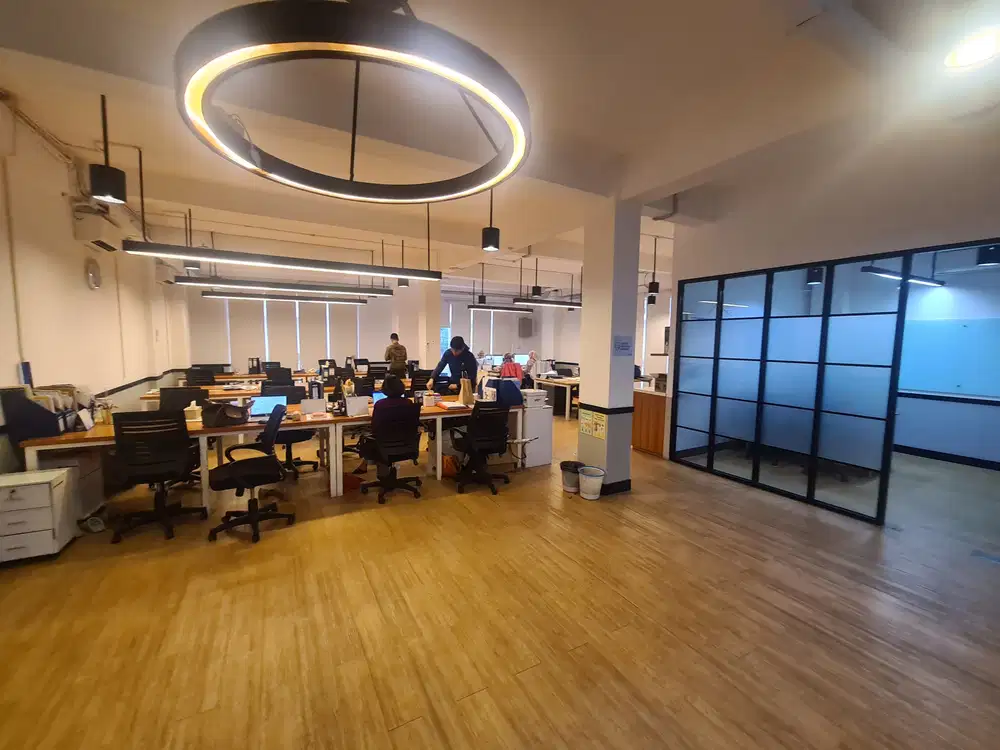 RUKO GANDENG 4 LANTAI PERMATA SENAYAN FURNISHED ADA LIFT EX KANTOR