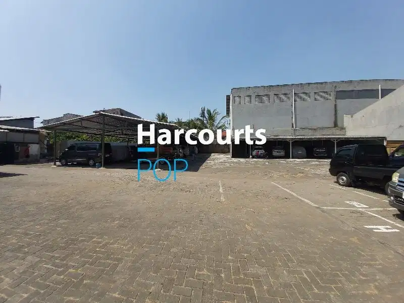 TANAH  BANGUNAN UNTUK TEMPAT USAHA DI PINGGIR JALAN