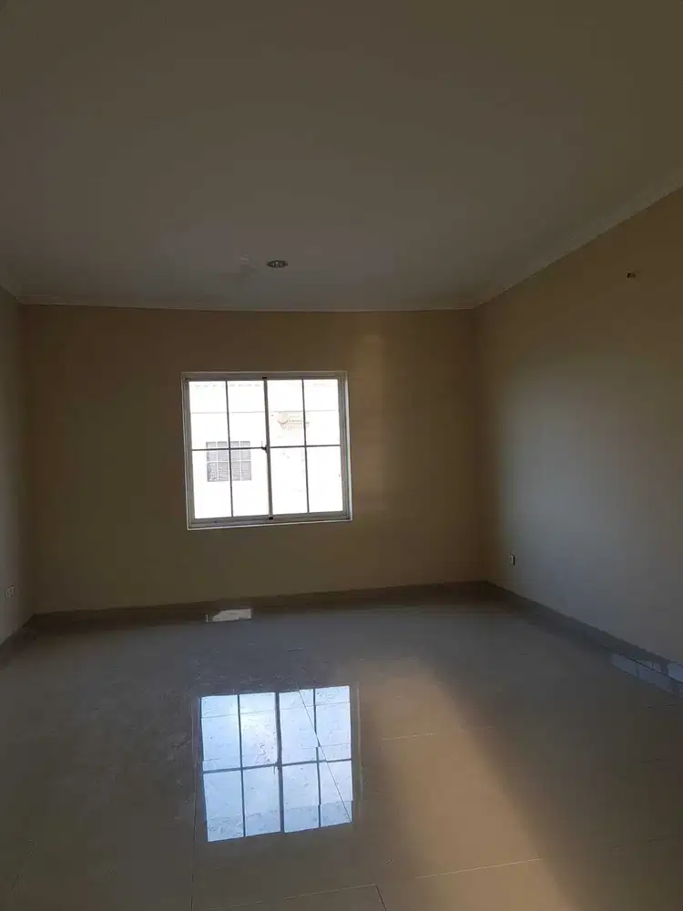 Ruko Greenlake City Cbd Cocok Untuk Kantor