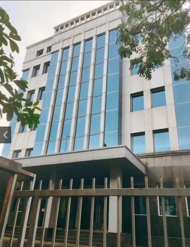 Disewakan Gedung ex Trans Strategis LT 2500 m2 Jakarta Selatan