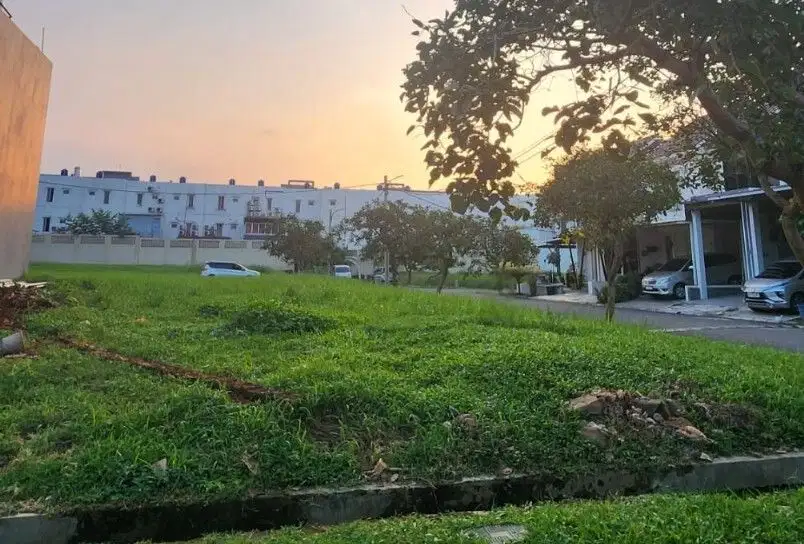 Dijual Kavling Hook Hadap Timur di Cluster Amalfi, Gading Serpong