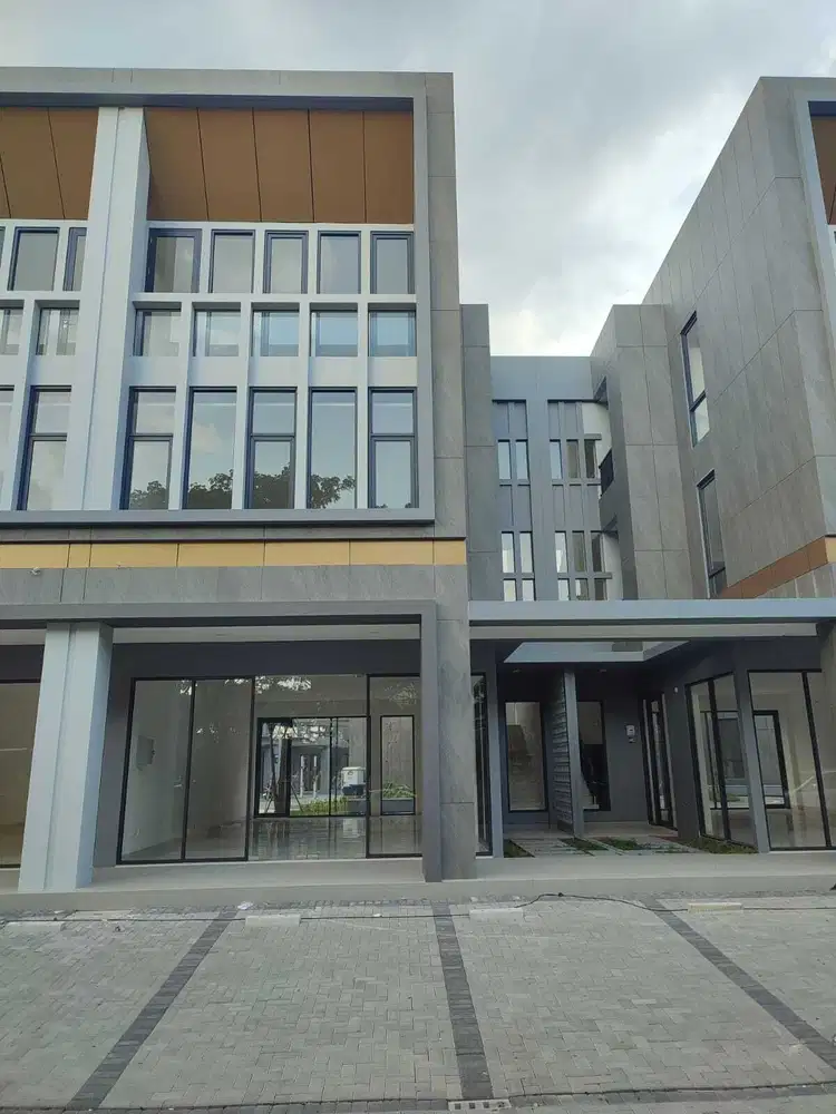 RUKO 3 LANTAI BARU SOHO DERLEY BSD HADAP JALAN SIAP HUNI DEKAT SEKOLAH