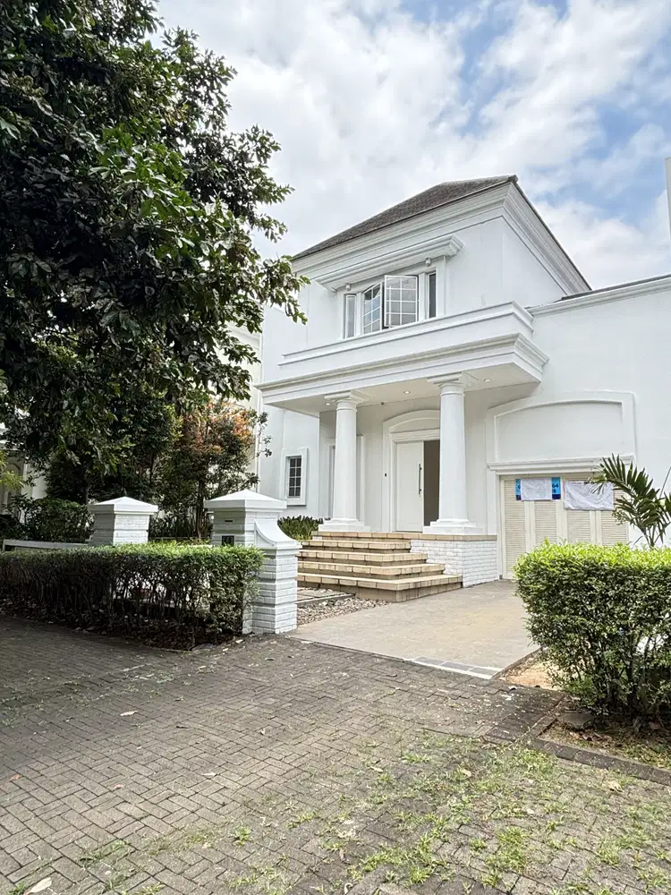 Dijual rumah mewah swimmingpool di Depark BSD