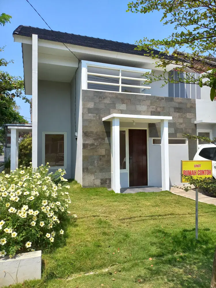 Rumah siap huni pojok // bisa Cash atau KPR