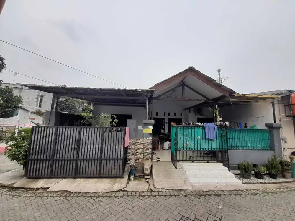 di jual rumah hoek talaga bestari tangerang
