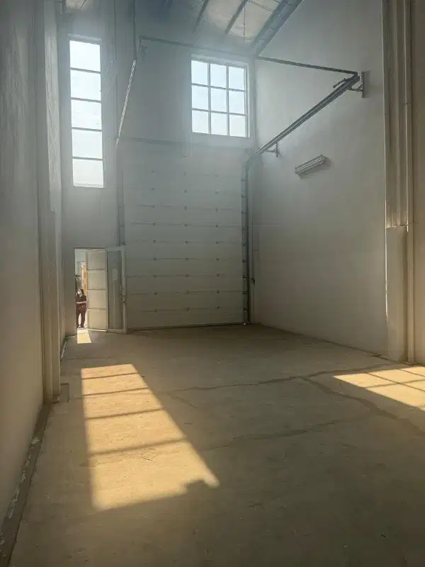 Disewakan gudang di Green lake city