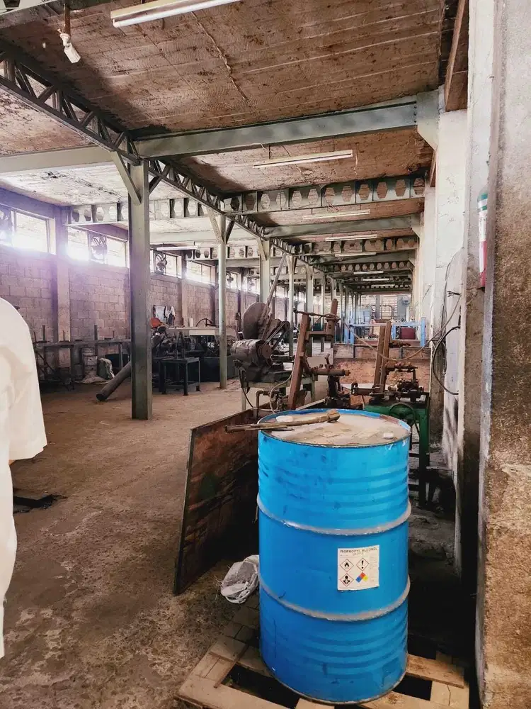 Gudang ex pabrik siap pakai di Cikupa - Tangerang Banten