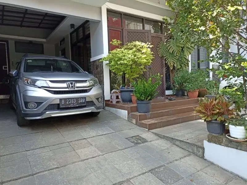 Rumah bagus dan rapi dijual di sunter