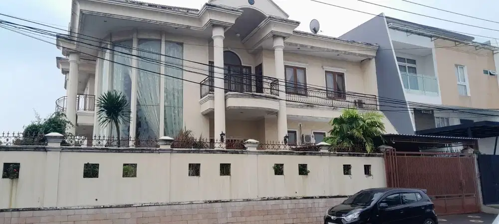 Rumah Mewah Nyaman Lokasi Strategis di Citra Garden 1, Jakarta Barat