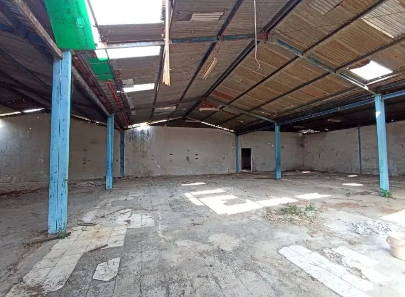 Dijual Gudang Hitung Tanah