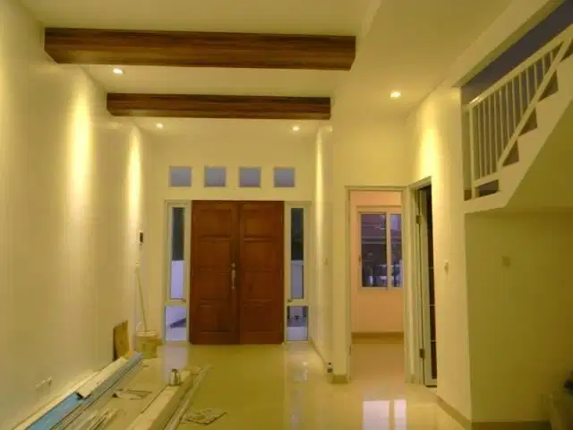 Dijual cepat rumah hadap Selatan dekat mall SMS Gading serpong