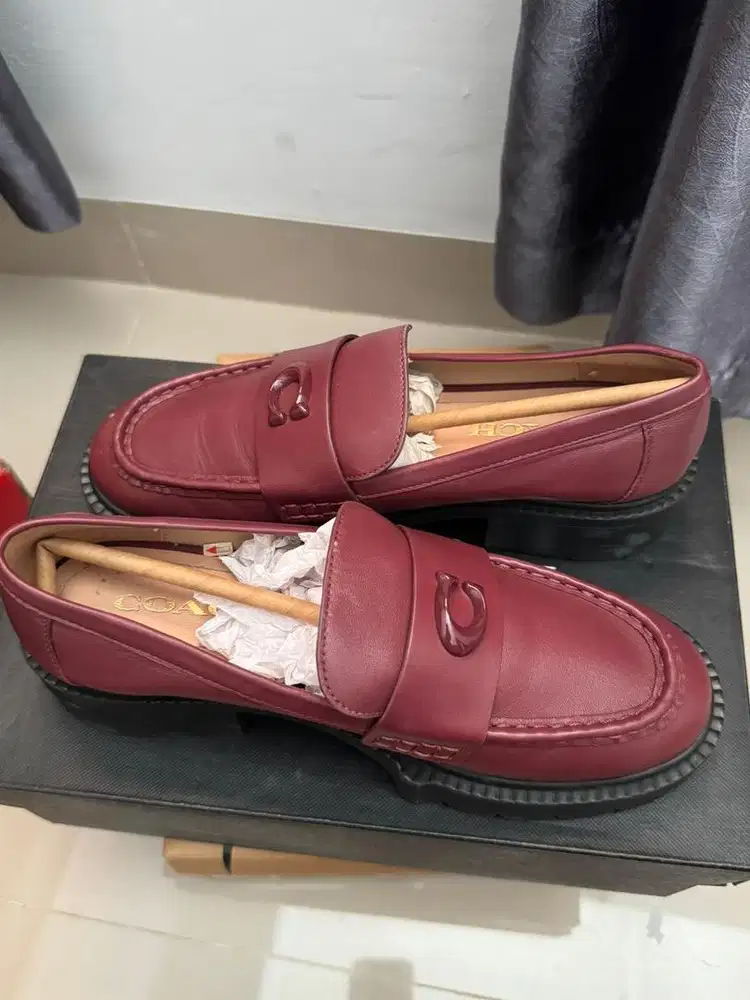 Coach Leah Loafer Maroon