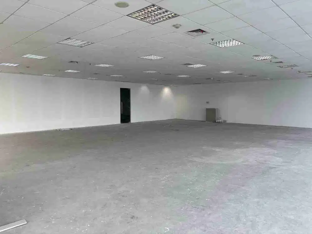 Sewa Ruang Kantor di Kuningan dekat Mall, Hotel mewah, transportasi publik minimal 1 tahun