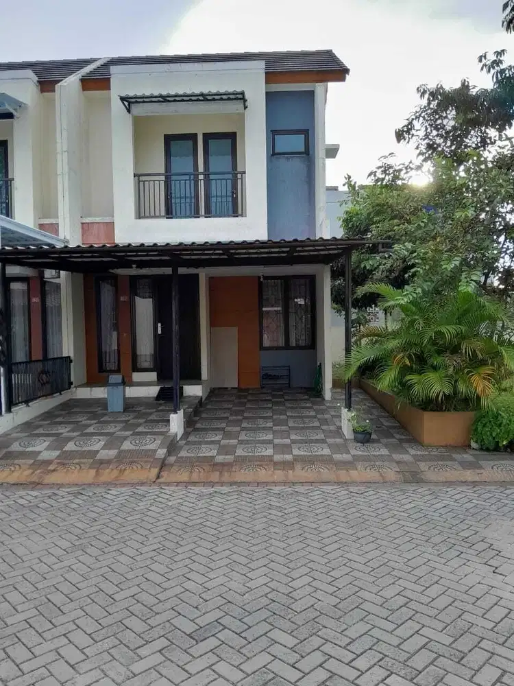 Dijual cepat  rumah cluster 2 lantai 750 jt di bali resort bogor