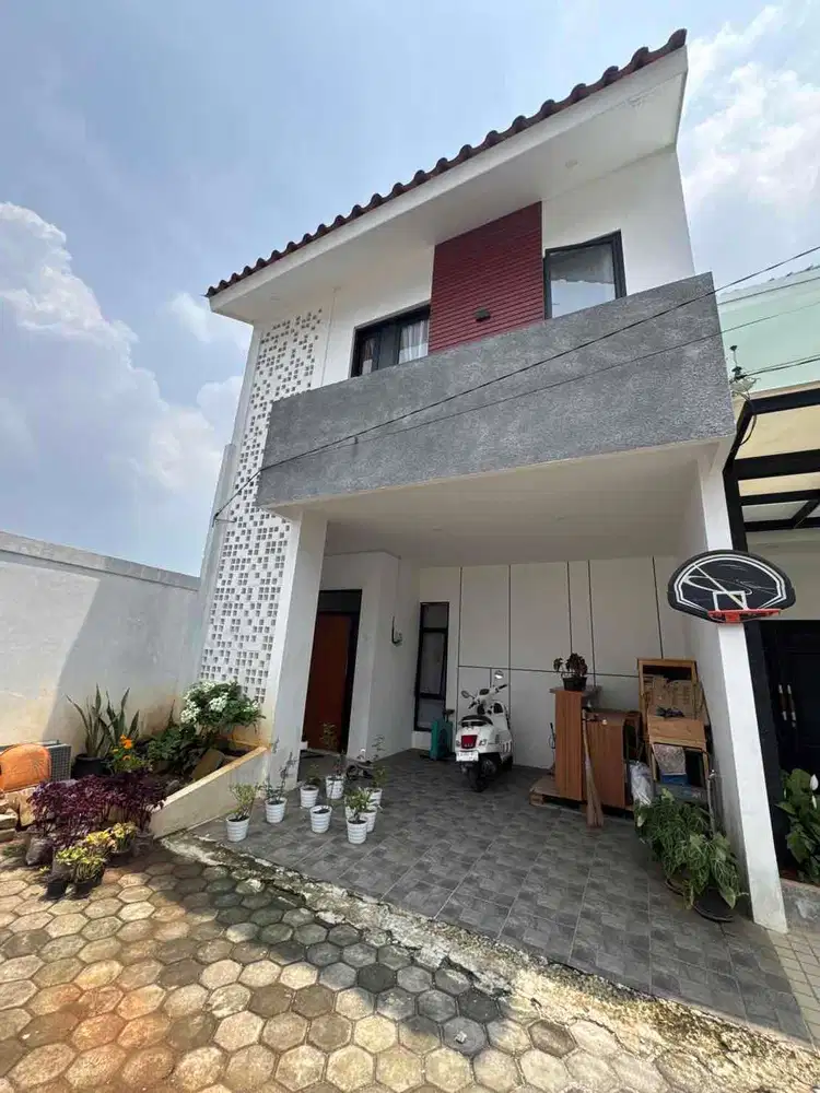 Jual Rumah Aldana House 3+1 KT dan 3+1 KM.