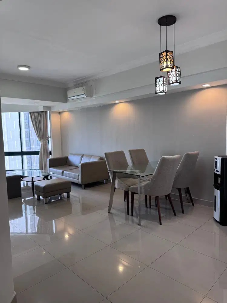 Condominium Apartemen 2 Br Full Furnished Bagus Taman Anggrek Jakarta