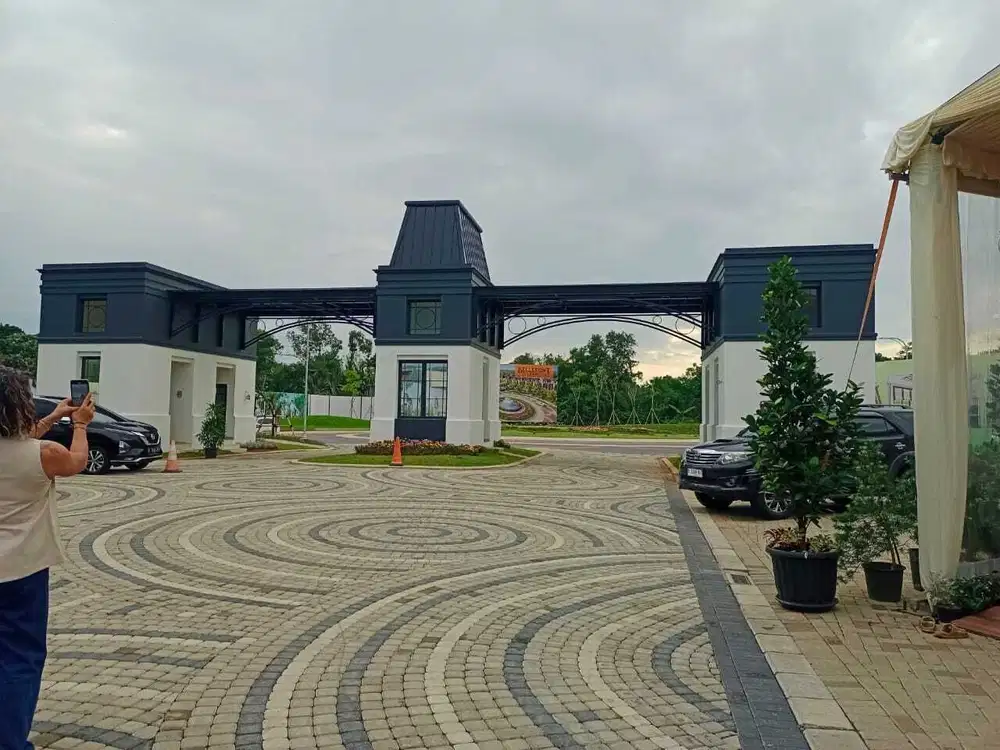 rumah mewah ada lift bellefont gading serpong