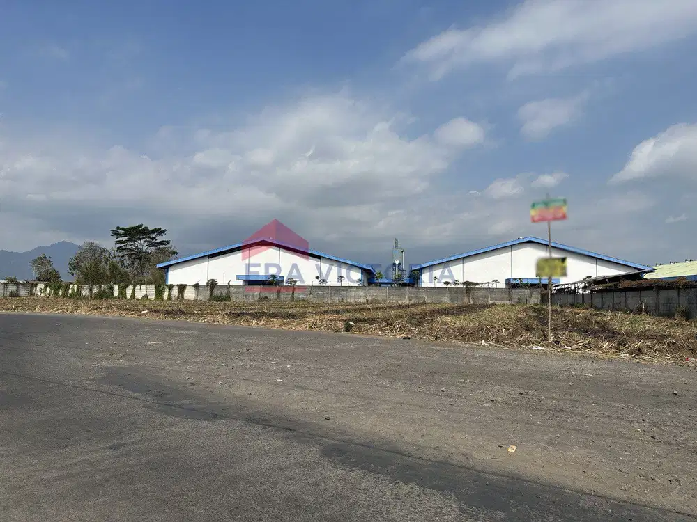 Tanah Luas Sebelah Gatra Mapan Pakis Cocok Untuk Gudang / Industri