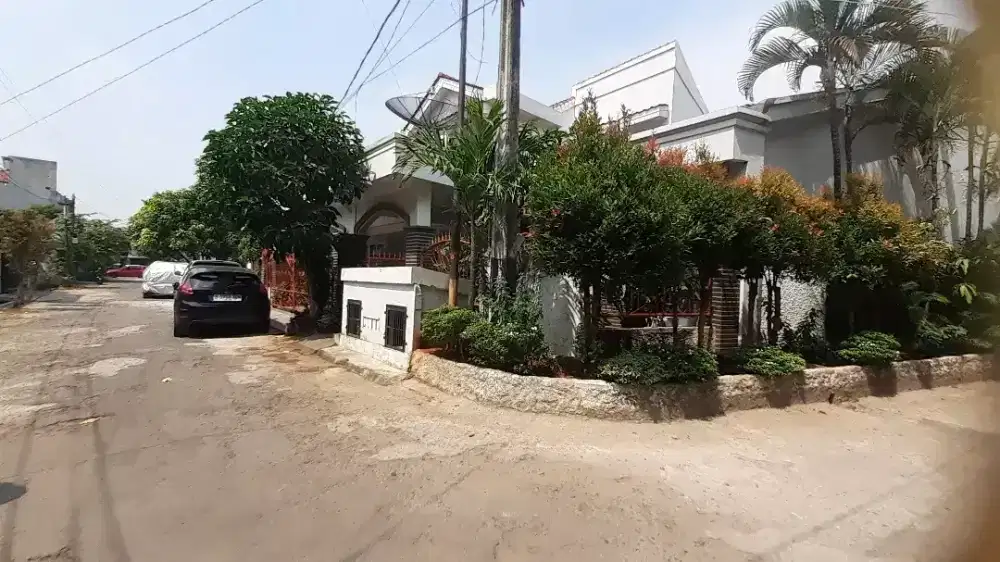 Dijual rumah hook LT 256 LB 400 bangunan baru di pekayon one gate