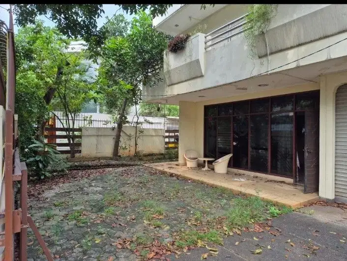 Jual Cepat Rumah 2 lantai,depan jalan 3 mobil, SHM 424 m2 , Tomang