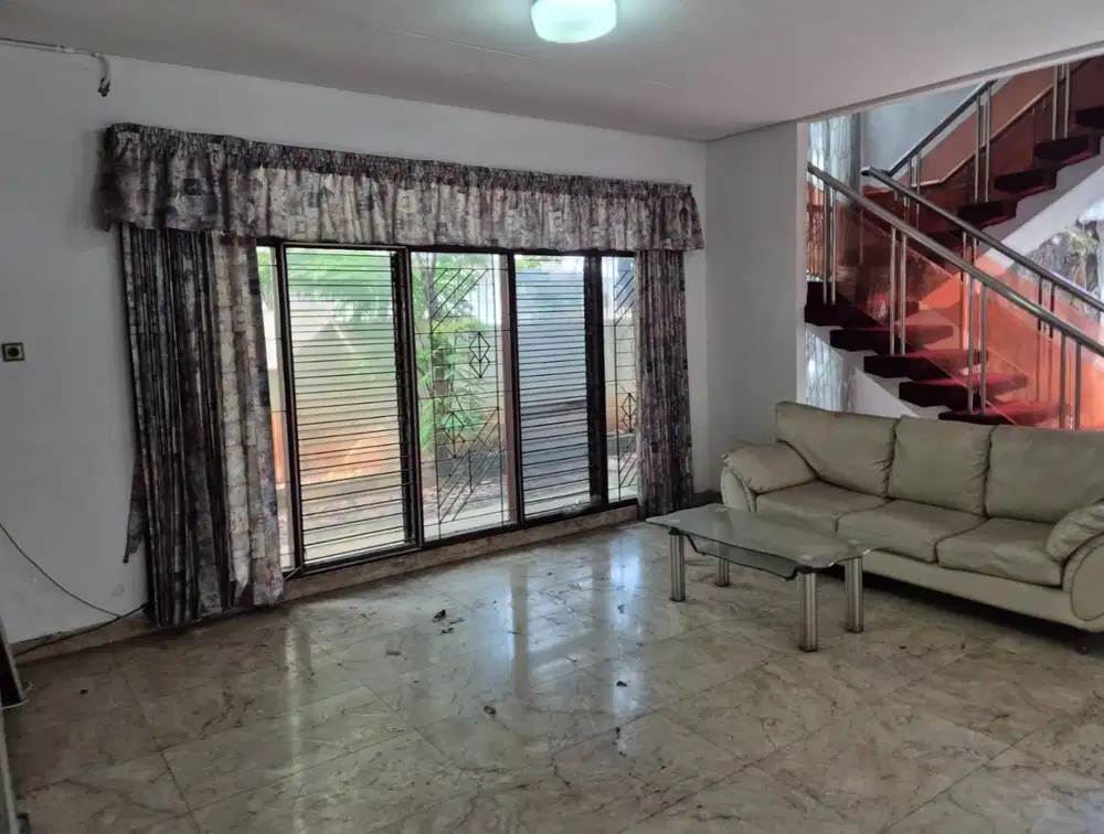 Jual Cepat Rumah 2 lantai,depan jalan 3 mobil, SHM 424 m2 , Tomang - 2