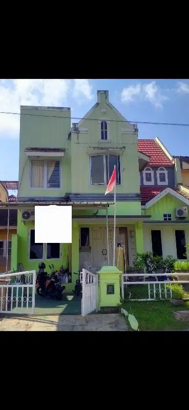 DIJUAL RUMAH TENGAH KOTA BERNUANSA MINIMALIS ELEGAN