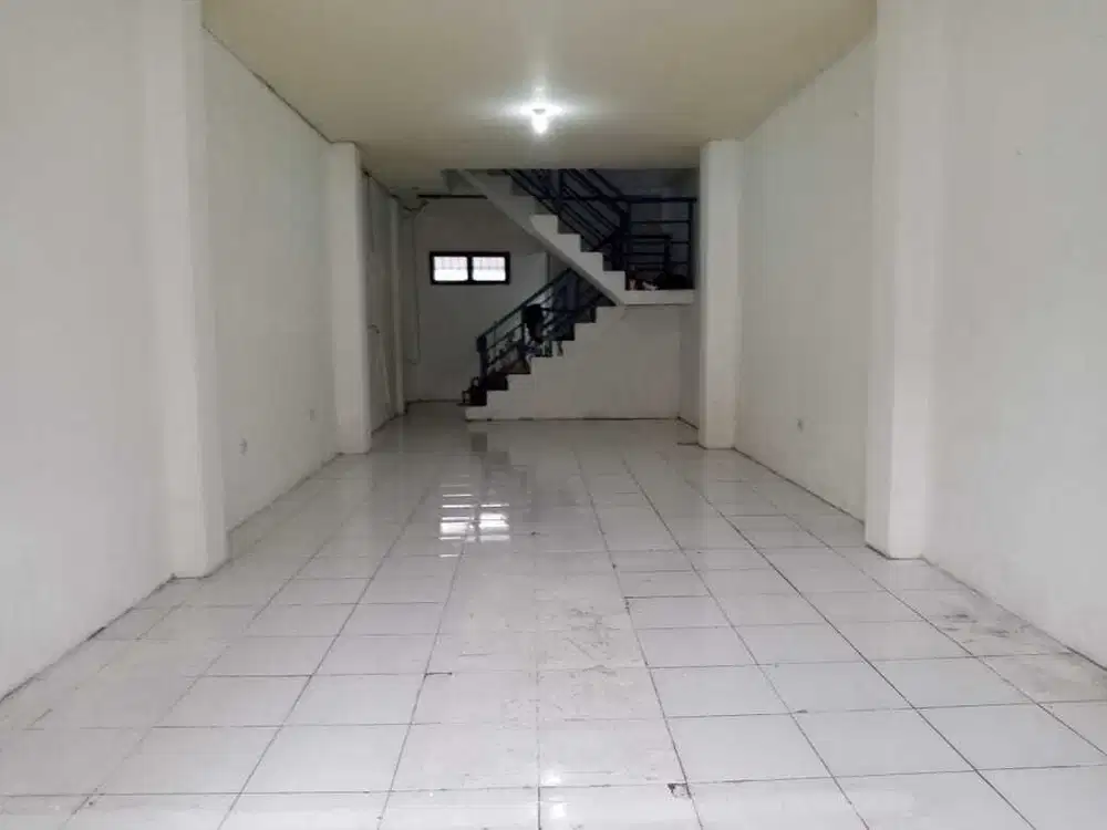 SANGAT STRATEGIS RAYA NGAGEL