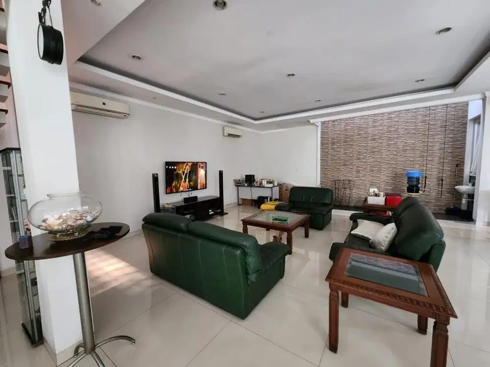 Dijual rumah rapi siap huni rawamangun