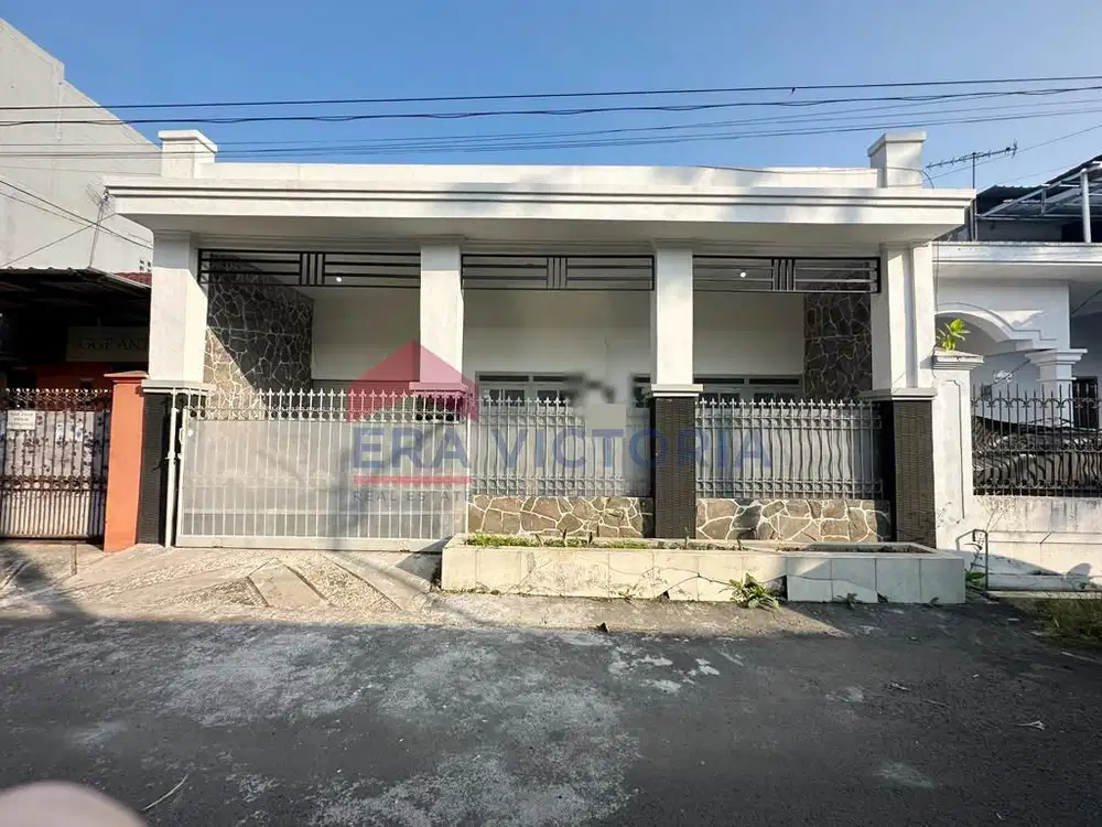 Rumah Terawat Siap Huni Dekat Kuliner Sulfat Akses Mudah Tengah Kota