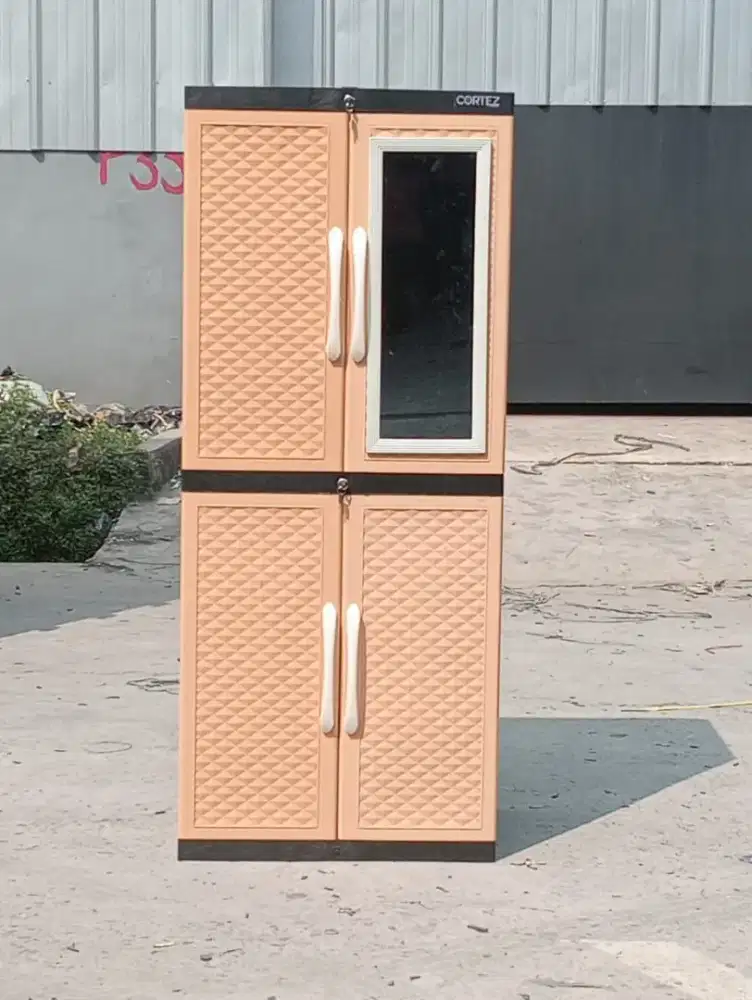 Lemari plastik jumbo gantungan dari tabita terbaru