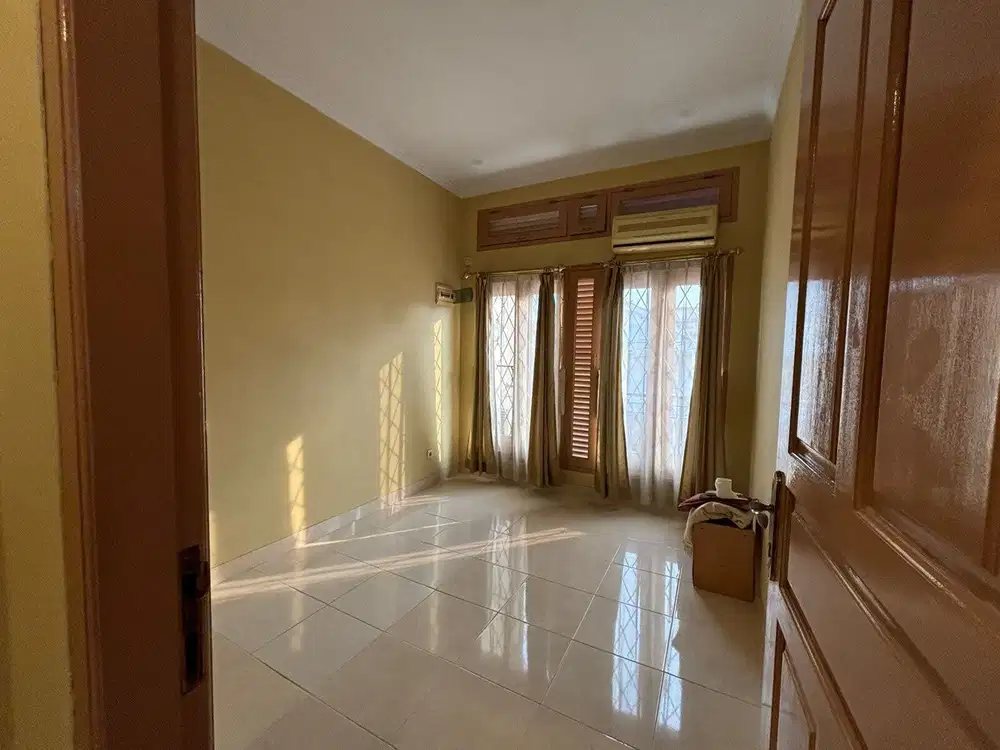 Dijual Rumah Rapi Siap Huni 3Lt Di BCS Kelapa Gading, Jakarta Utara