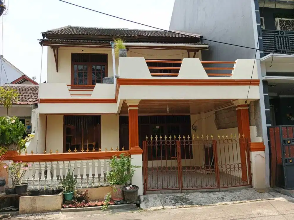 Dijual Rumah 2 Lantai Bagus di Harapan Baru, Bekasi