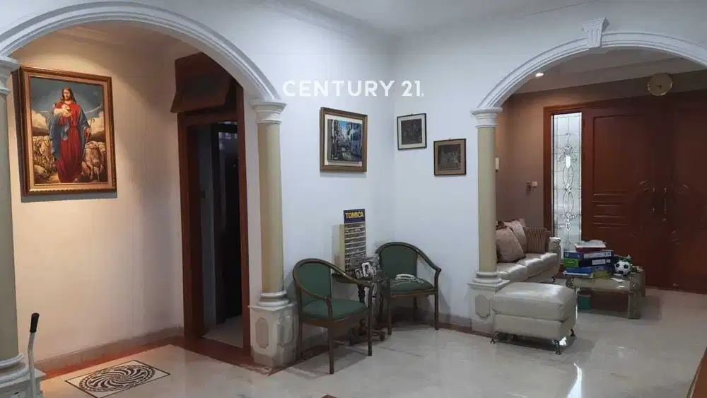 Dijual Rumah Bagus 4 Lantai di Perumahan Sunter, Jakarta Utara