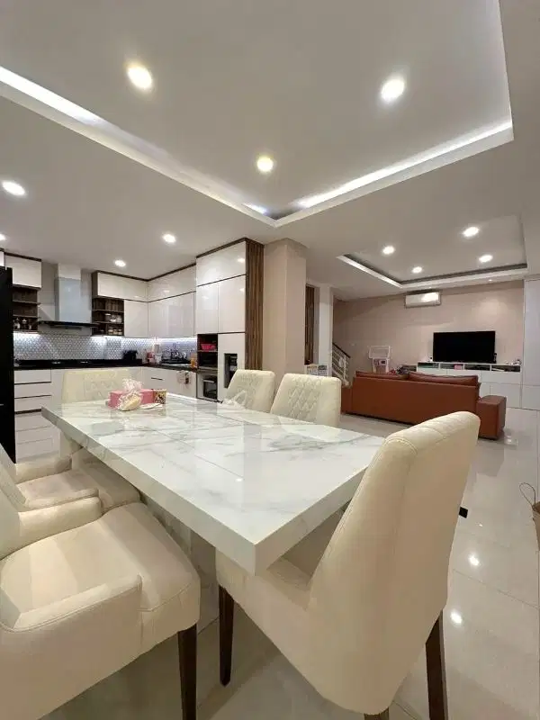 Serenade Lake Gading Serpong