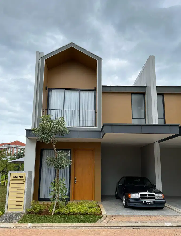 Rumah Full Furnish Hadap Selatan di Lokasi Strategis