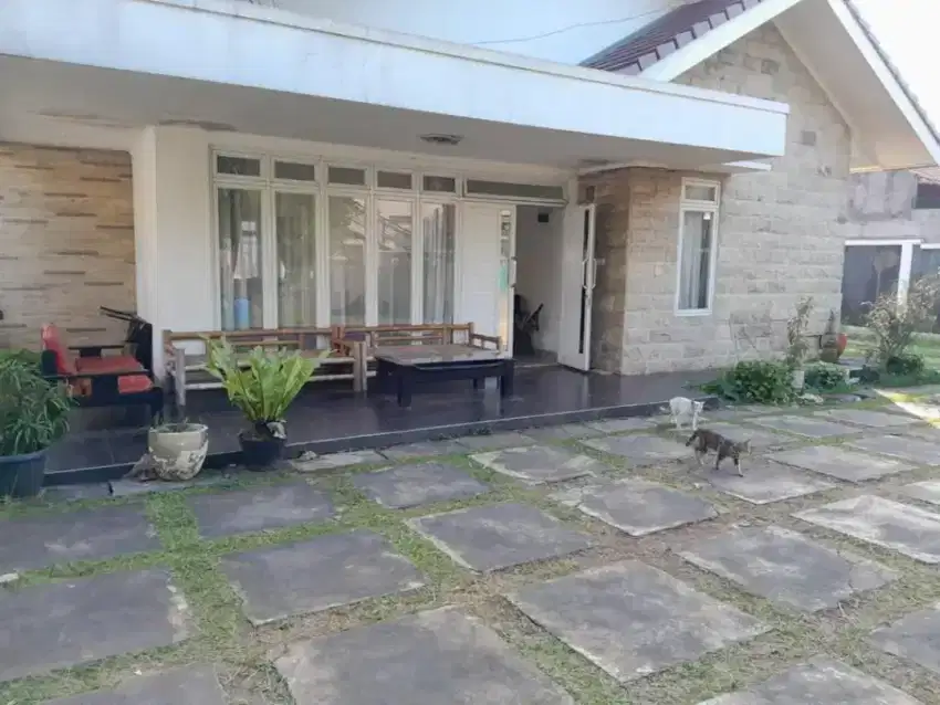 RUMAH BESAR DI BEKASI BARAT