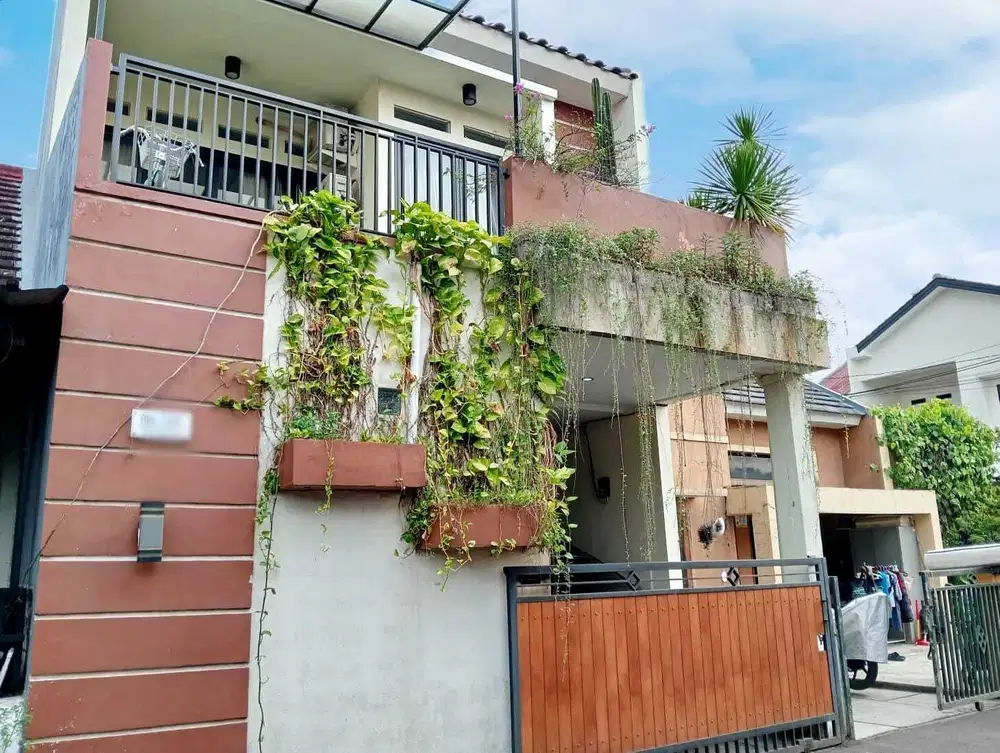 S704 Rumah Bagus Siap Huni Murah Cilangkap Cipayung Jakarta Timur