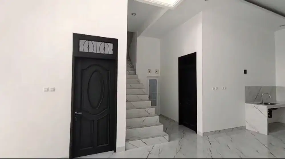 RUMAH DAAN MOGOT ESTATE 9X20 CENGKARENG JAKARTA BARAT