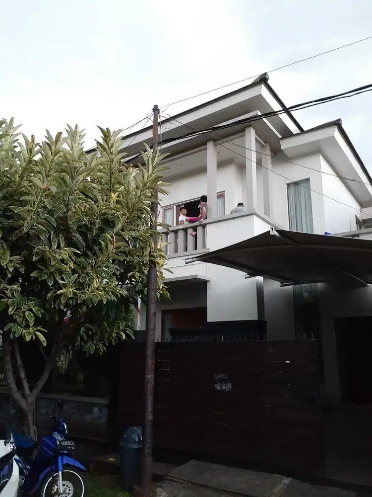 Dijual Rumah Cantik Rapih di Pulogebang Kirana, Jakarta Timur