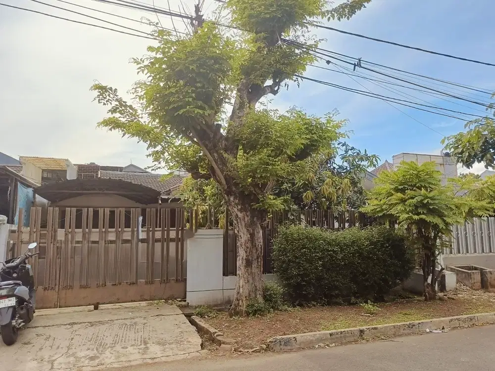Rumah Dijual Cepat Di Jl. Boulevard Taman Alfa Indah, Joglo, Jakbar
